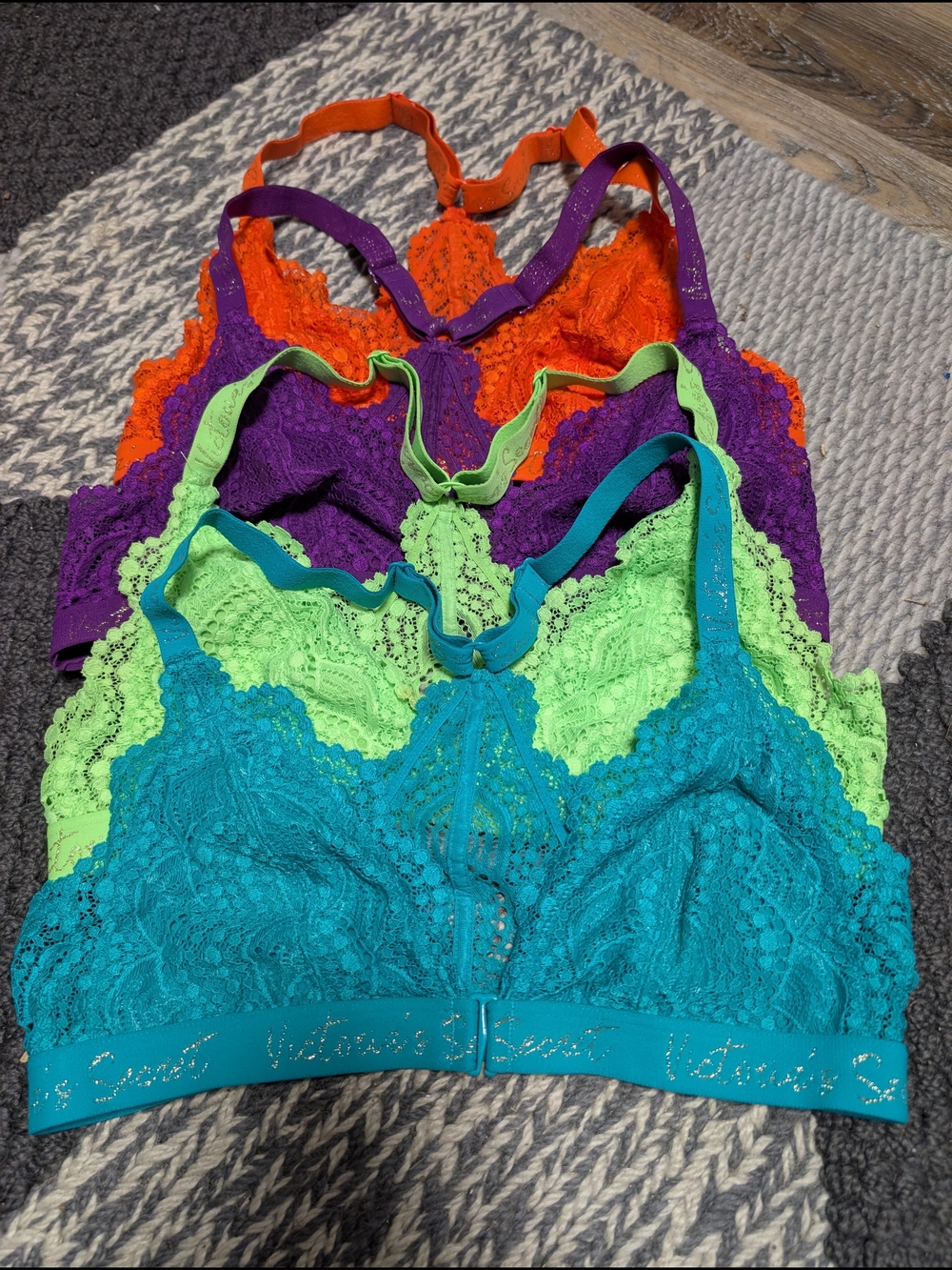 Victoria's Secret Neon Lace Bralette 4-Pack Sz M